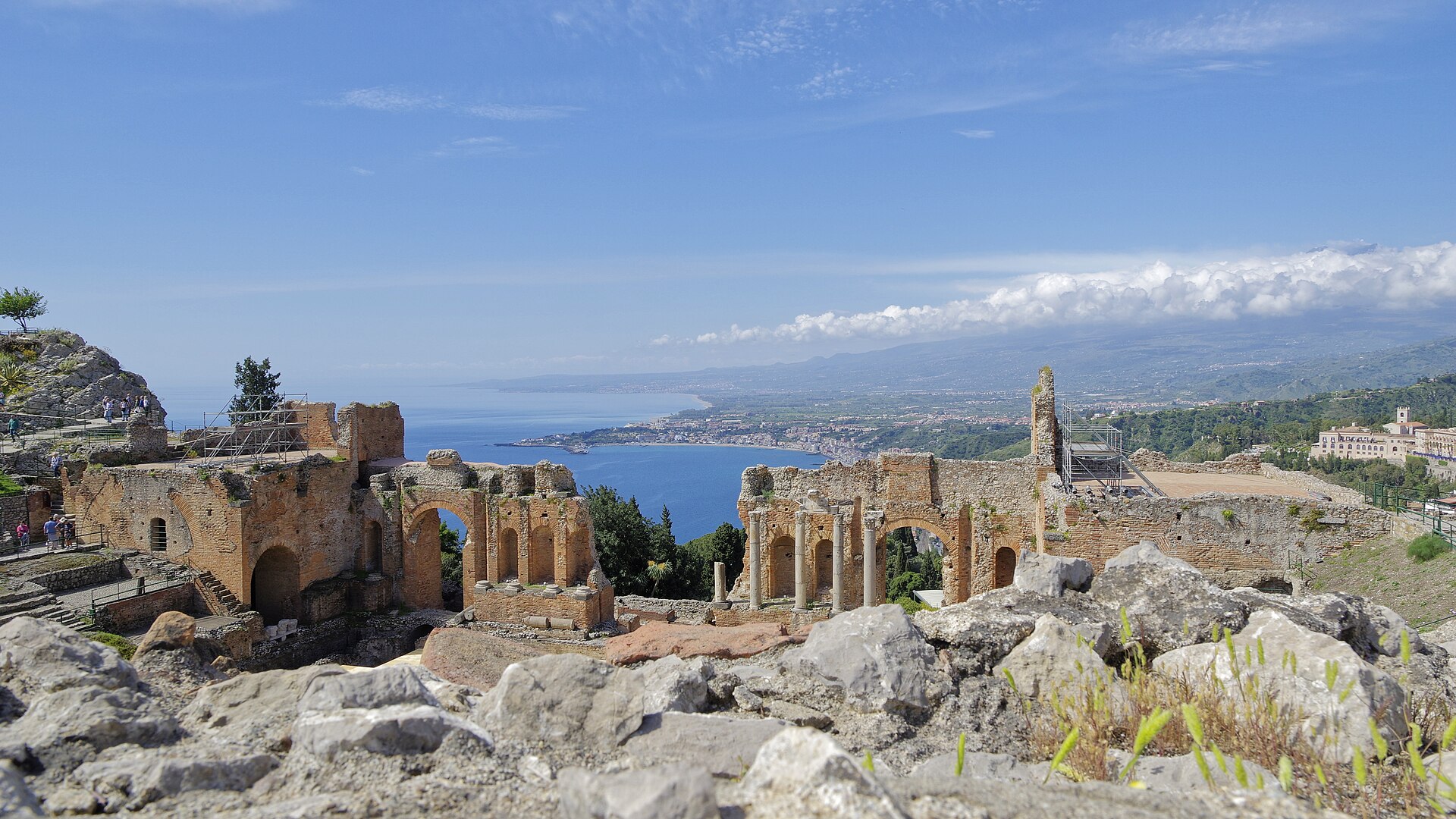 The Architecture of Ancient Theatres