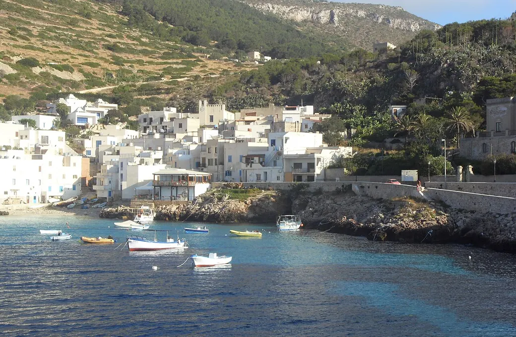 15:30 · Přechod na Levanzo