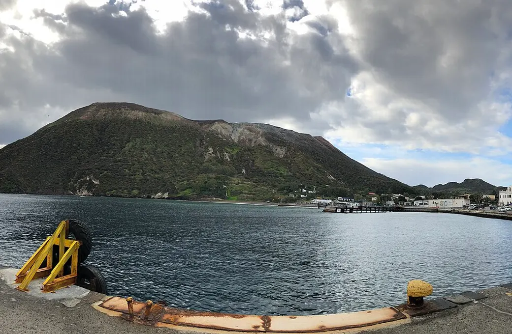11:00 · Aankomst op Vulcano