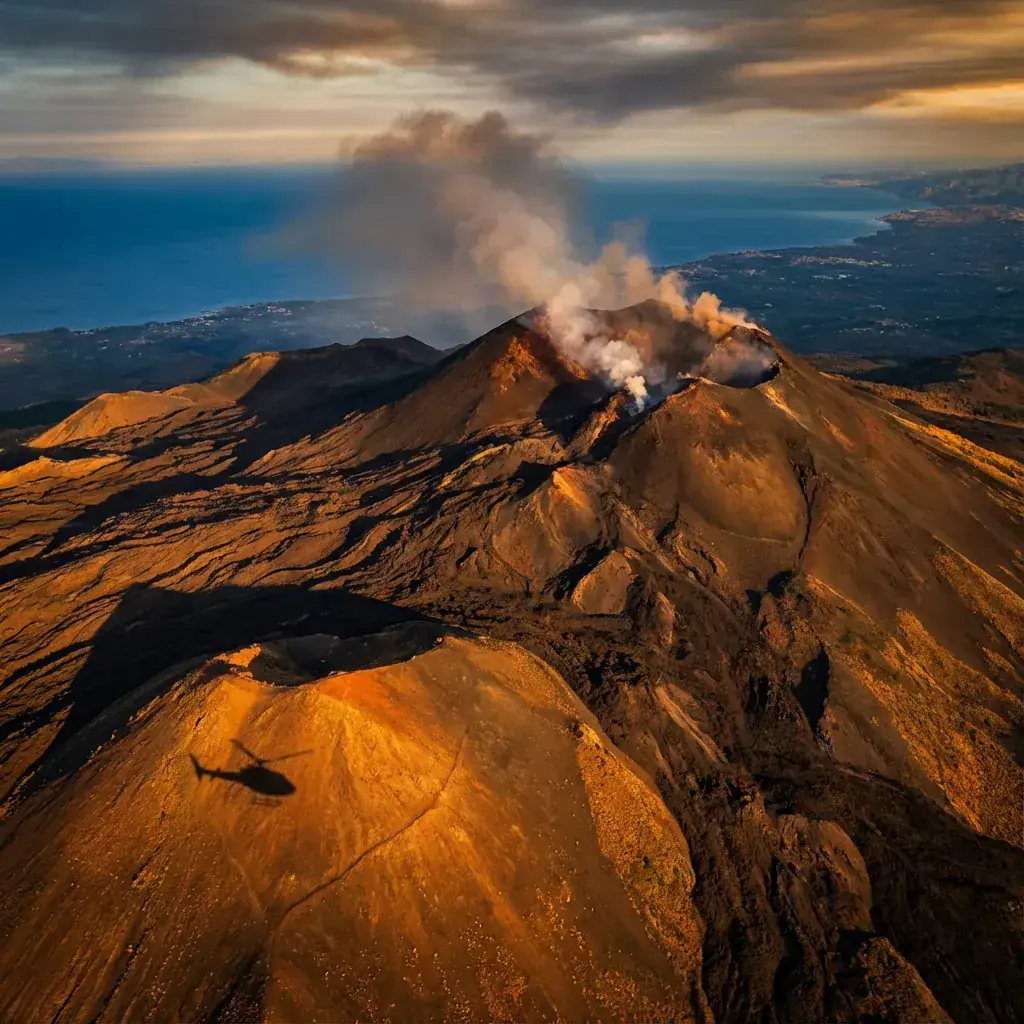 Modern helikopter a festői Etna-túrához