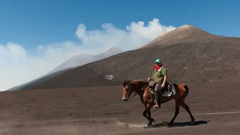 Paseo a caballo por el Etna