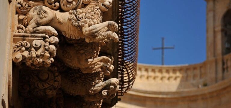 noto-gioielli-di-pietra